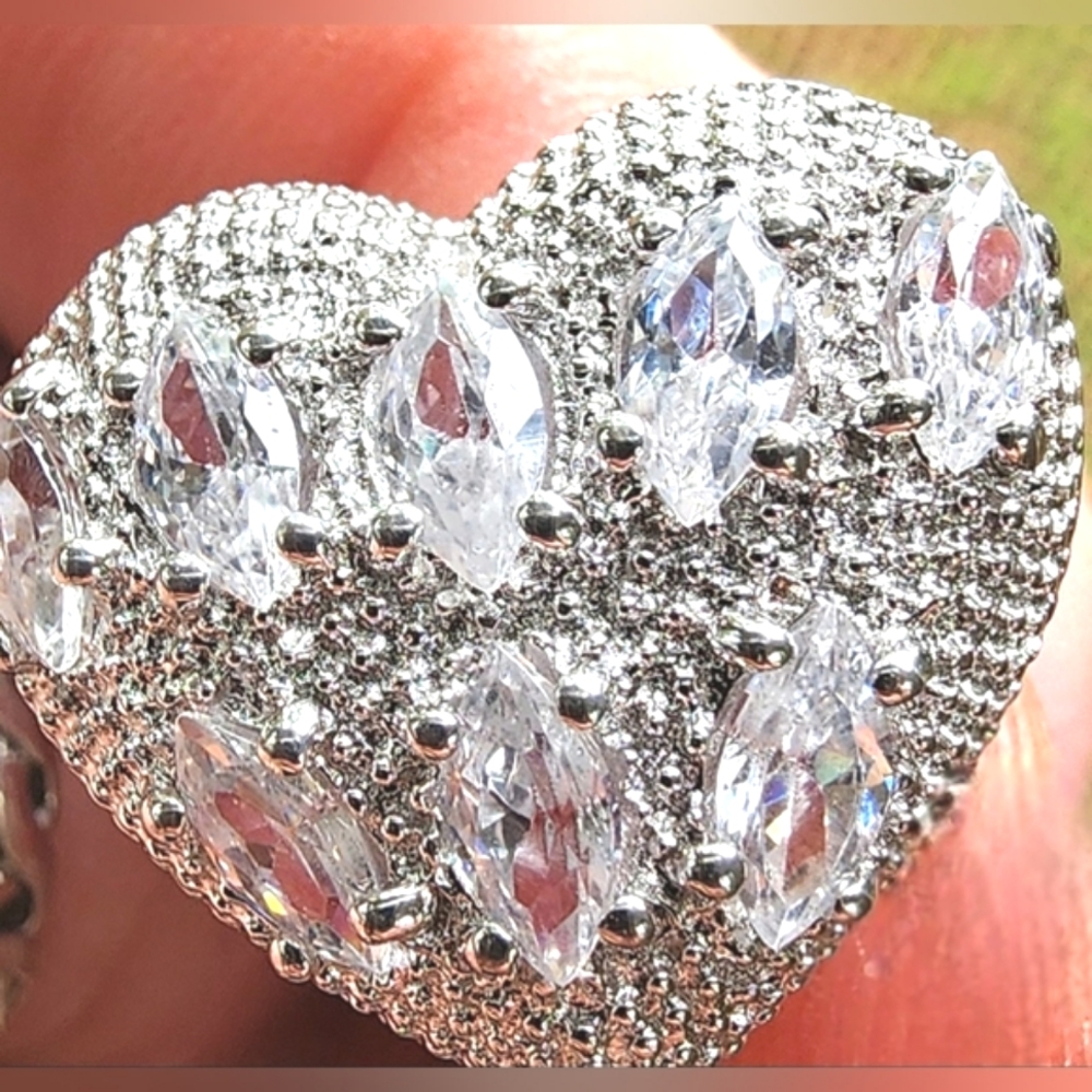 STERLING SILVER HEART RING SIZE 8 - Picture 2 of 11